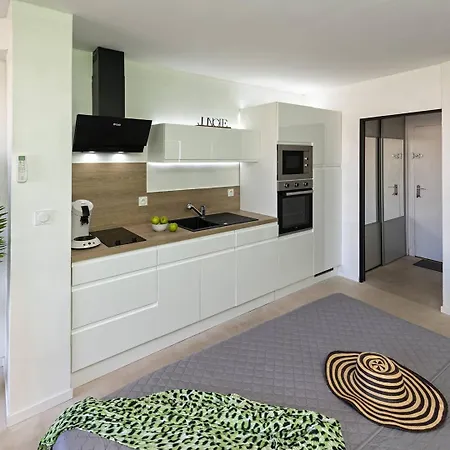 Jungle - Heliopolis D 41 - Luxe - 2 Personnes Agde