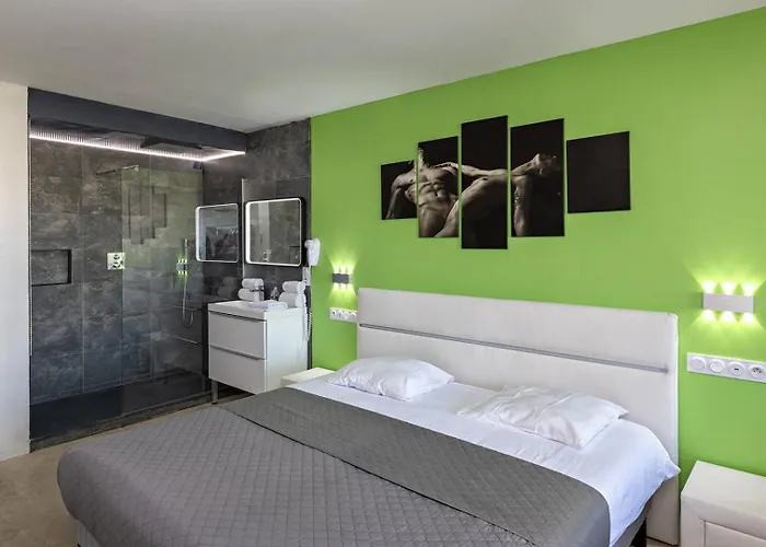 Jungle - Heliopolis D 41 - Luxe - 2 Personnes Agde