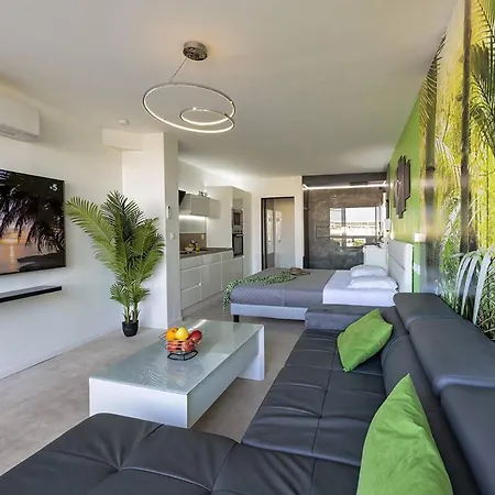 Jungle - Héliopolis D 41 - Luxe - 2 Personnes