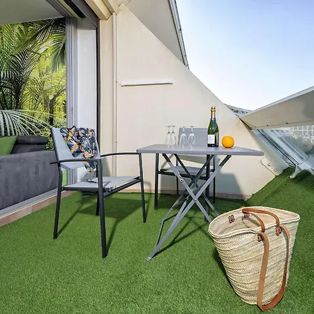 Studio Jungle - Heliopolis D 41 - Luxe -By Agn - 2 Personnes 아그