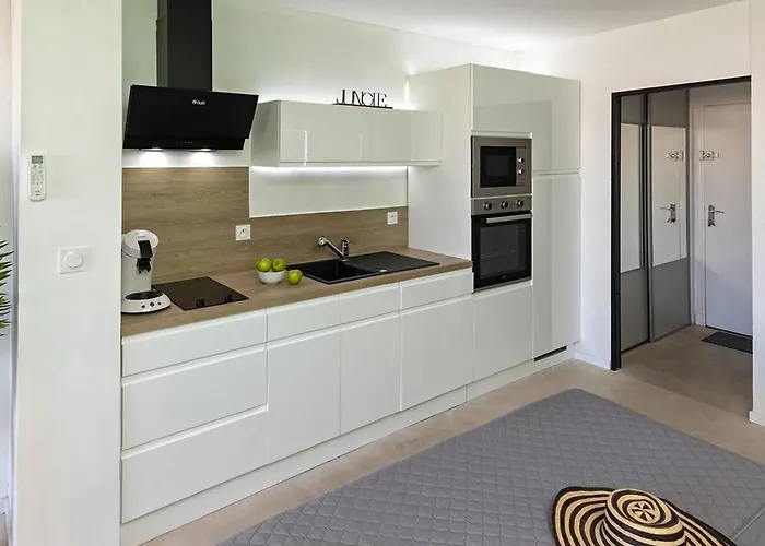 Jungle - Héliopolis D 41 - Luxe - 2 Personnes Agde